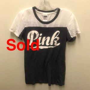 VS Pink campus tee